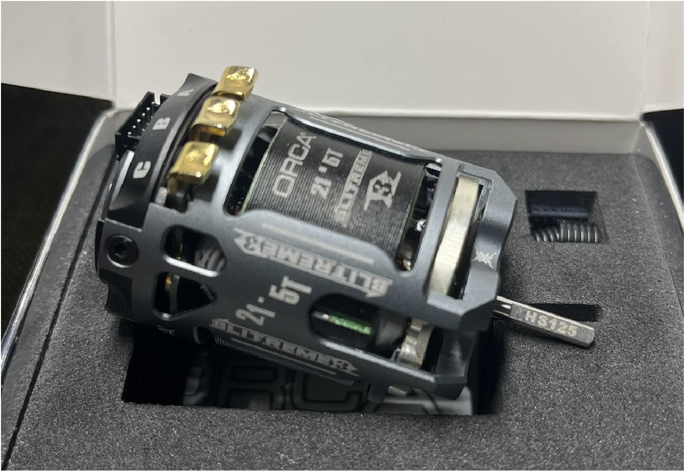 ORCA BLITREME3 ブラシレスモーター。写真は21.5T